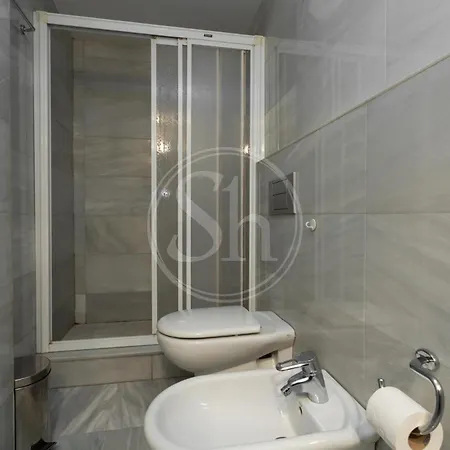 Comodo En Rambla Cataluna Apartment