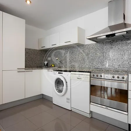 Comodo En Rambla Cataluna Appartement *